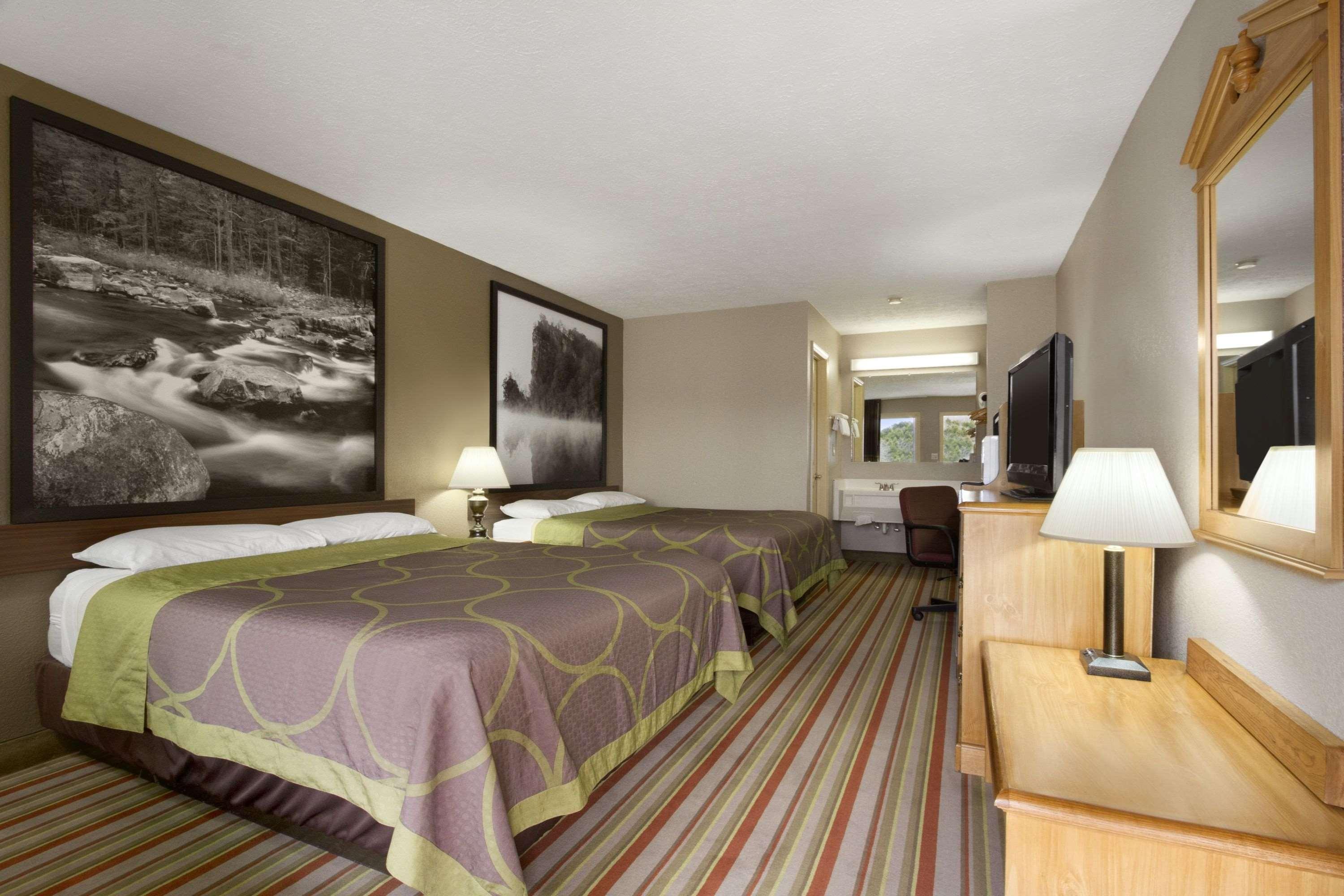 Super 8 By Wyndham Fort Chiswell Wytheville Area Max Meadows Экстерьер фото