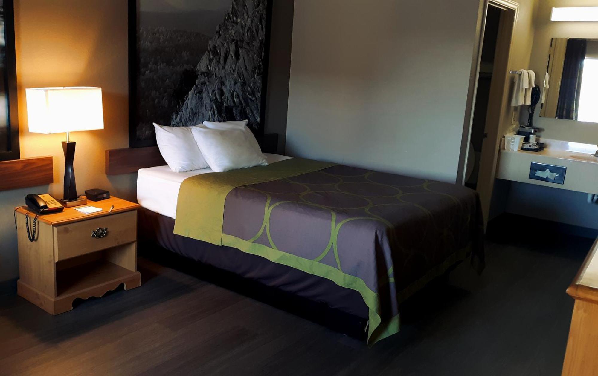 Super 8 By Wyndham Fort Chiswell Wytheville Area Max Meadows Номер фото